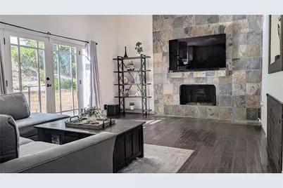 20224 Chapter, Woodland Hills, CA 91364 - Photo 13