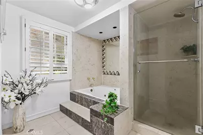 20224 Chapter, Woodland Hills, CA 91364 - Photo 23