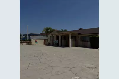 744 N East, Anaheim, CA 92805 - Photo 3