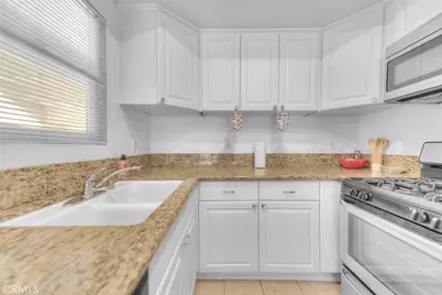 760 Rimpau #102, Corona, CA 92879 - Photo 5