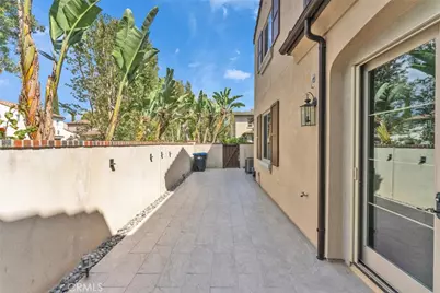 100 Alhambra, Irvine, CA 92620 - Photo 25