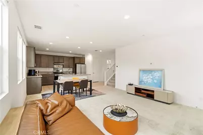 2902 S Halton Paseo, Ontario, CA 91761 - Photo 7