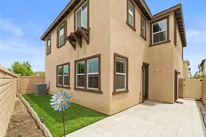 2902 S Halton Paseo, Ontario, CA 91761 - Photo 37