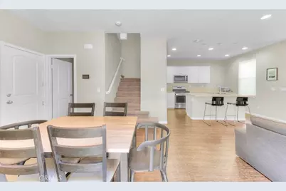 8836 Banyan Avenue, Montclair, CA 91763 - Photo 15