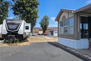 2750 W Acacia #M 20, Hemet, CA 92545 - Photo 9