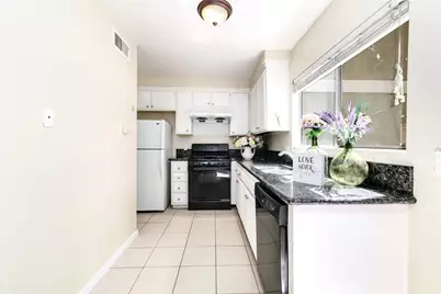 2151 E Aroma Dr, West Covina, CA 91791 - Photo 11