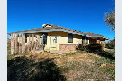 7027 Poppy Boulevard, California City, CA 93505 - Photo 11