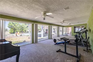 16728 Shirwaun, Apple Valley, CA 92307 - Photo 35