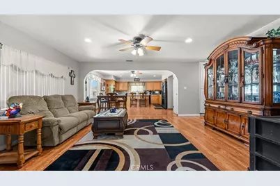 12745 Oaks, Chino, CA 91710 - Photo 7