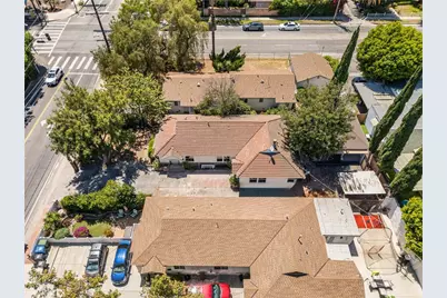 10559 Camarillo, Los Angeles, CA 91602 - Photo 37