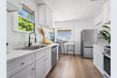 10559 Camarillo, Los Angeles, CA 91602 - Photo 25