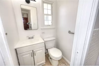 8725 S Gramercy Place, Los Angeles, CA 90047 - Photo 21