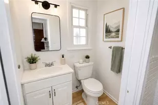 8725 S Gramercy Pl, Los Angeles, CA 90047 - Photo 13
