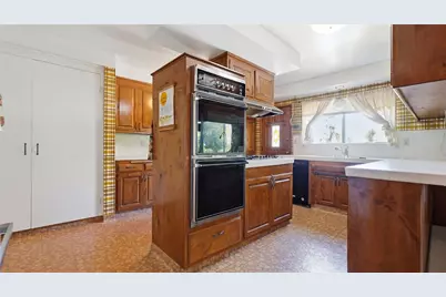 11467 Dona Cecilia, Studio City, CA 91604 - Photo 17