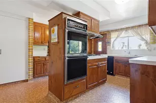 11467 Dona Cecilia, Studio City, CA 91604 - Photo 17