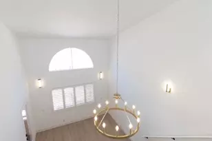 12601 Van Nuys, Pacoima, CA 91331 - Photo 17