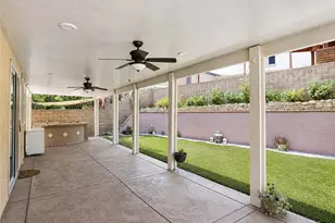 16872 Hazeltine Ct, Fontana, CA 92336 - Photo 21