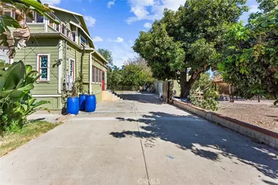850 E Columbia, Pomona, CA 91767 - Photo 15
