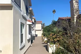 300 E Alhambra Rd, Alhambra, CA 91801 - Photo 17