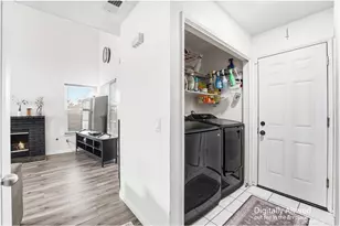 7639 Hillhurst, Riverside, CA 92508 - Photo 27