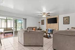 809 E Cyrene St, Carson, CA 90746 - Photo 11