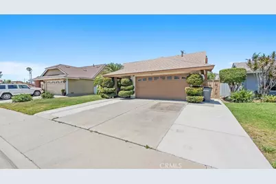 809 E Cyrene Street, Carson, CA 90746 - Photo 3