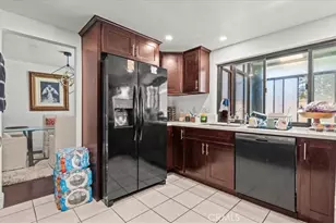 809 E Cyrene St, Carson, CA 90746 - Photo 15