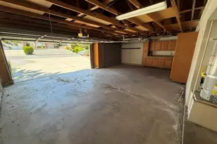 13105 Yellowstone, Victorville, CA 92395 - Photo 7