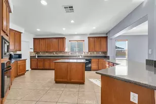 519 Cedarbrook Ln, Corona, CA 92879 - Photo 17