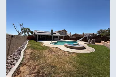 13698 Gateway, Victorville, CA 92392 - Photo 25