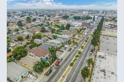 158 W Martin Luther King Jr, Los Angeles, CA 90037 - Photo 11