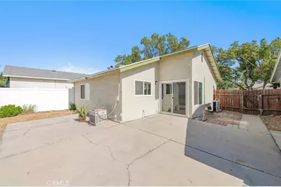 16268 Barbee, Fontana, CA 92336 - Photo 15