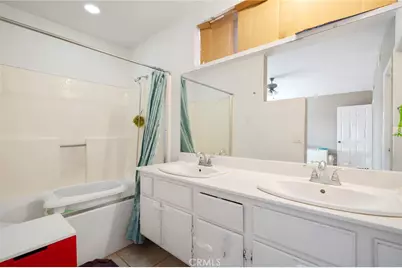 321 Avenue 12, Lake Elsinore, CA 92530 - Photo 15