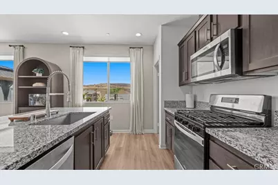 4230 Empressa Circle, Lake Elsinore, CA 92530 - Photo 11