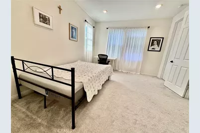 27474 Quiet View Place, Valencia, CA 91381 - Photo 11