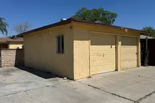818 E C St, Colton, CA 92324 - Photo 13