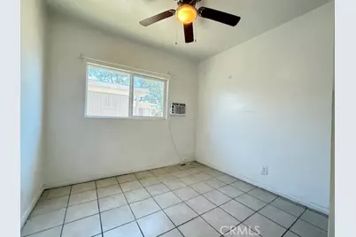 818 E C St, Colton, CA 92324 - Photo 11