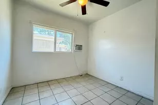 818 E C St, Colton, CA 92324 - Photo 11
