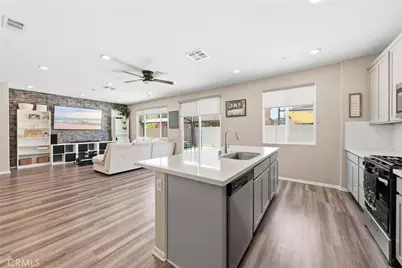 29133 Gardenia, Lake Elsinore, CA 92530 - Photo 7