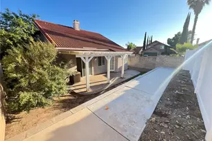 15376 Sandhurst, Fontana, CA 92336 - Photo 13