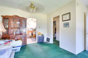 422 E 139th St, Los Angeles, CA 90061 - Photo 7