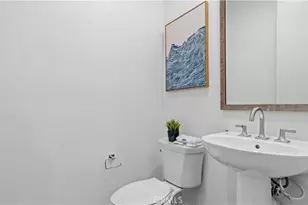 633 S Lyon St, Santa Ana, CA 92705 - Photo 21