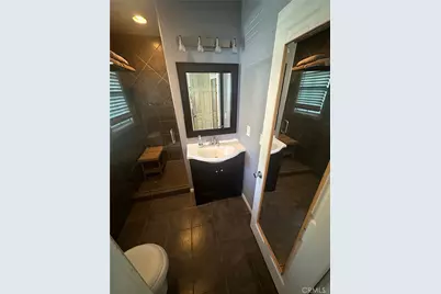 8956 Swinton Avenue, Los Angeles, CA 91343 - Photo 19