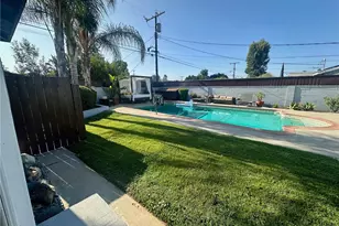 8956 Swinton Ave, Los Angeles, CA 91343 - Photo 41
