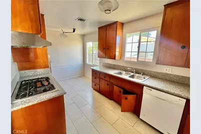 16527 Superior, Northridge, CA 91343 - Photo 25