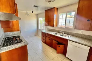 16527 Superior, Northridge, CA 91343 - Photo 25