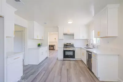 537 W F Street, Ontario, CA 91762 - Photo 7