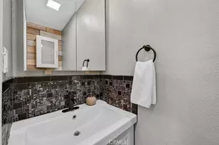 5823 Bowcroft St, Los Angeles, CA 90016 - Photo 17