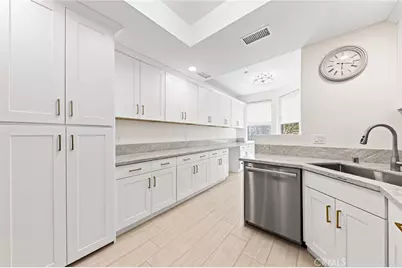 1116 W Huntington Dr #D, Arcadia, CA 91007 - Photo 9