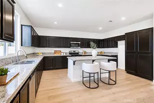 12540 Aragonite Wy, Jurupa Valley, CA 92509 - Photo 7